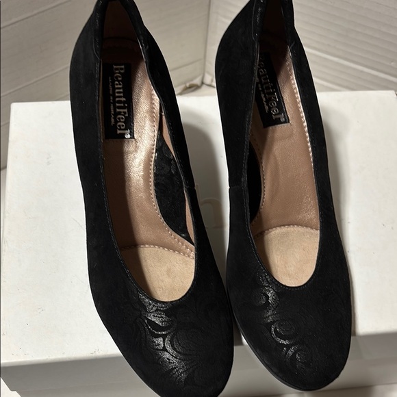 Beautifeel leather upper/lining Made in Like new!